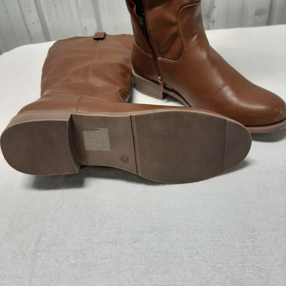 Ladies boots - Picture 5 of 8